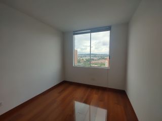 VENTA APARTAMENTO EN ALAMEDA DE LA 170 CON VISTA ESPECTACULAR PISO ALTO 3 HABITACIONES