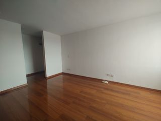 VENTA APARTAMENTO EN ALAMEDA DE LA 170 CON VISTA ESPECTACULAR PISO ALTO 3 HABITACIONES