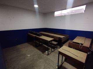 Se ALQUILA COLEGIO de 4 pisos con 640m2 de área construida