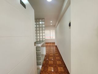 Alquiler Apartamento Centro De Lima S/ 1,700