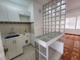 Alquiler Apartamento Centro De Lima S/ 1,700