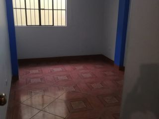 ¡Venta De Casa De 3 Pisos Más Azotea En San Juan De Lurigancho!