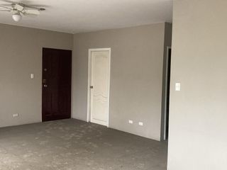 Foto 2 de Oportunidad ! Venta Departamento 1 er. piso alto Av. Victor Emilio Estrada y Balsamo  con garage