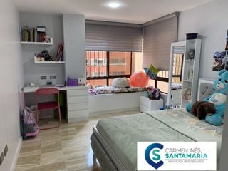 Apartamento en venta en Altos de cabecera. COD 12875