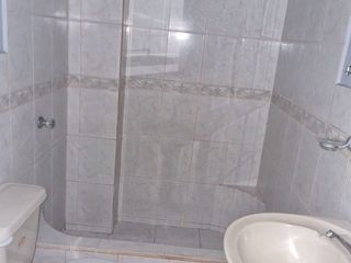 Departamento en Alquiler en la Prosperina, Planta Baja, 3 Habitaciones, 1 Baño, Norte de Guayaquil.