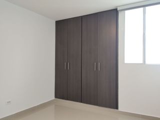 Apartamento en arriendo en Riomar.