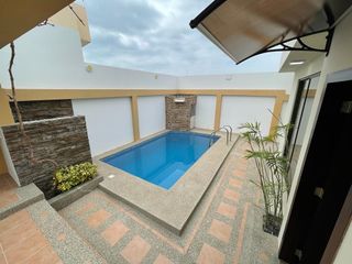 Foto 4 de Casa en VENTA o RENTA con piscina, Zona Sur, Urbanizacion Manta Beach, San Mateo, Manta, Ecuador