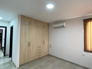 Foto 6 de Casa en VENTA o RENTA con piscina, Zona Sur, Urbanizacion Manta Beach, San Mateo, Manta, Ecuador