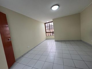 Vendo Lindo Departamento Con Terraza Mas Estacionamiento En La Molina