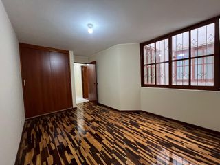 Vendo Lindo Departamento Con Terraza Mas Estacionamiento En La Molina