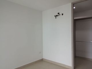 Apartamento en arriendo en Riomar.