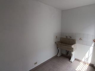 Vendo Lindo Departamentos Tercero Y Cuarto Piso Dos Por Uno + Terraza Frente A Parque En La Molina