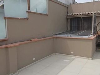 Vendo Lindo Departamentos Tercero Y Cuarto Piso Dos Por Uno + Terraza Frente A Parque En La Molina