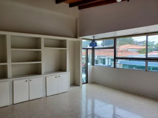 Foto 14 de Casa de alquiler en Los Ceibos, 5 dormitorios, Conjunto Cerrado.