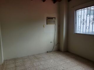 Foto 21 de Casa de alquiler en Los Ceibos, 5 dormitorios, Conjunto Cerrado.
