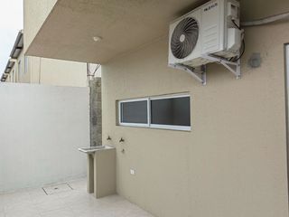 Foto 23 de Venta de casas en la la Urbanización La Martina, 3 dormitorios, a crédito.