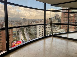 Arriendo, Oficinas, 250 m², Vista Panorámica, Av 12 de Octubre