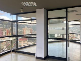 Arriendo, Oficinas, 250 m², Vista Panorámica, Av 12 de Octubre