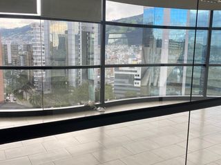 Arriendo, Oficinas, 250 m², Vista Panorámica, Av 12 de Octubre