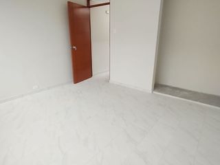 Foto 11 de CASA REMODELADA DE 2 PISOS + AZOTEA