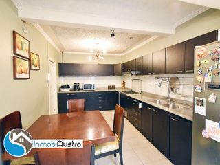 Foto 10 de Unidad Nacional, Venta de Casa Comercial 05 Dormitorios
