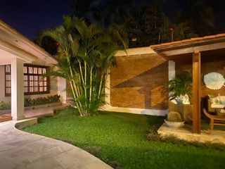 Foto 1 de Venta de Hermosa Casa en Piura
