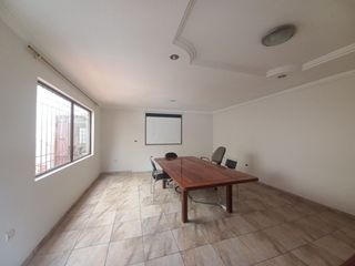 Foto 4 de CASA COMERCIA EN RENTA EN LA AV. SOLANO