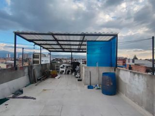 Venta Casa Carimagua para Inversión con 3 Aptos