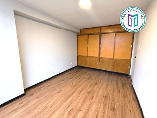 DEPARTAMENTE AMPLIO EN VENTA EN EL CENTRO DE TACNA