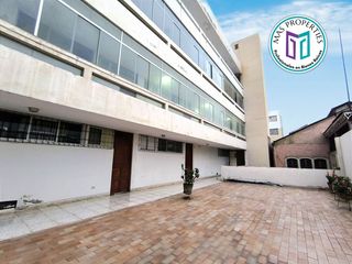 Foto 10 de DEPARTAMENTE AMPLIO EN VENTA EN EL CENTRO DE TACNA