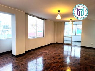 DEPARTAMENTE AMPLIO EN VENTA EN EL CENTRO DE TACNA