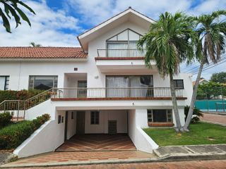 Casa en arriendo permanente en conjunto en Girardot- Cundinamarca