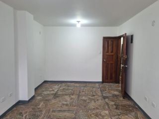 Arriendo oficina en Santo Domingo, Av. 3 de Julio y Latacunga