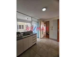 Amplio Departamento ¡Descubre Tu Nuevo Hogar En El Corazón De Salamanca!