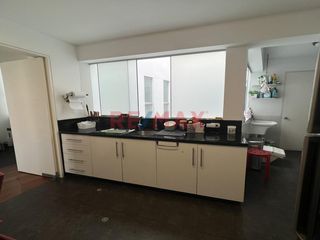 ¡Vendo Hermoso Departamento Frente A Parque Con Acabados De Lujo En Miraflores