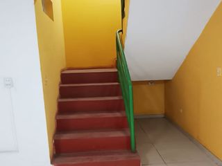 VENTA DE CASA DE DOS PISO EN  CARABAYLLO