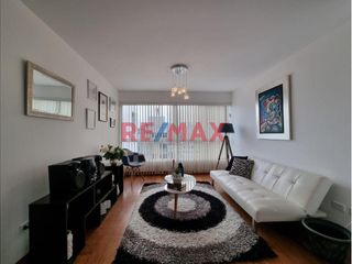 Vendo Moderno Departamento Sin Amoblar En El Centro De Miraflores