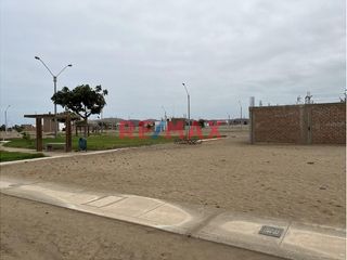 Vendo Terreno Urbano Al Costado De Parque Urb. La Alameda Lima Sur, Iii Etapa, En Chilca, Cañete