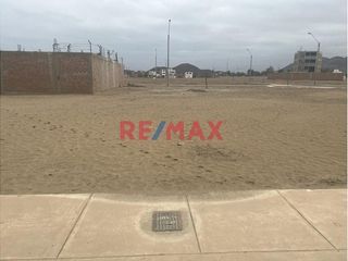 Vendo Terreno Urbano Al Costado De Parque Urb. La Alameda Lima Sur, Iii Etapa, En Chilca, Cañete