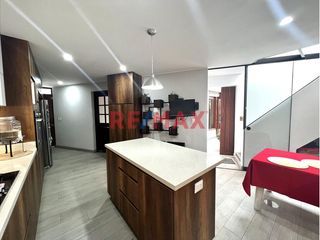 ¡Vendo Casa Totalmente Remodelada Frente A Parque En Urb Higuereta – Surco!