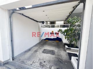 ¡Vendo Lindo Departamento Frente A Parque En La Mejor Zona De Santa Catalina!