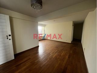 ¡Vendo Lindo Departamento Ubicado En Av. Sergio Bernales, Surquillo!