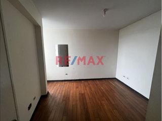 ¡Vendo Lindo Departamento Ubicado En Av. Sergio Bernales, Surquillo!