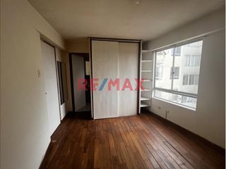 ¡Vendo Lindo Departamento Ubicado En Av. Sergio Bernales, Surquillo!