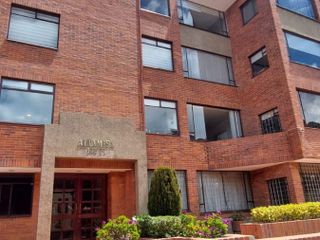 ARRIENDO APARTAMENTO EN BOGOTA - CEDRO GOLF CON - CON TERRAZA SUPER AMPLIA