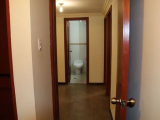 Foto 9 de Amplio y moderno apartamento, con excelentes acabados