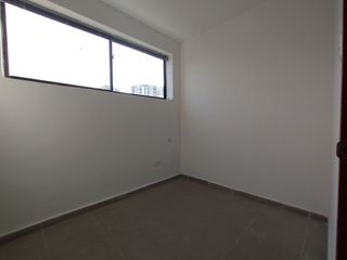 Oficina en arriendo en Alto Prado.