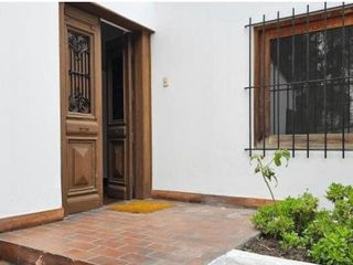 Foto 2 de VENTA DE CASA EN LOS ALAMOS DE MONTERRICO