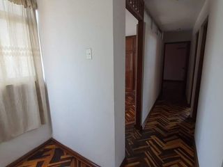 Foto 7 de Departamento Triplex Con Terraza - Ubicado Estratégicamente
