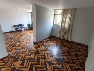 Foto 22 de Departamento Triplex Con Terraza - Ubicado Estratégicamente